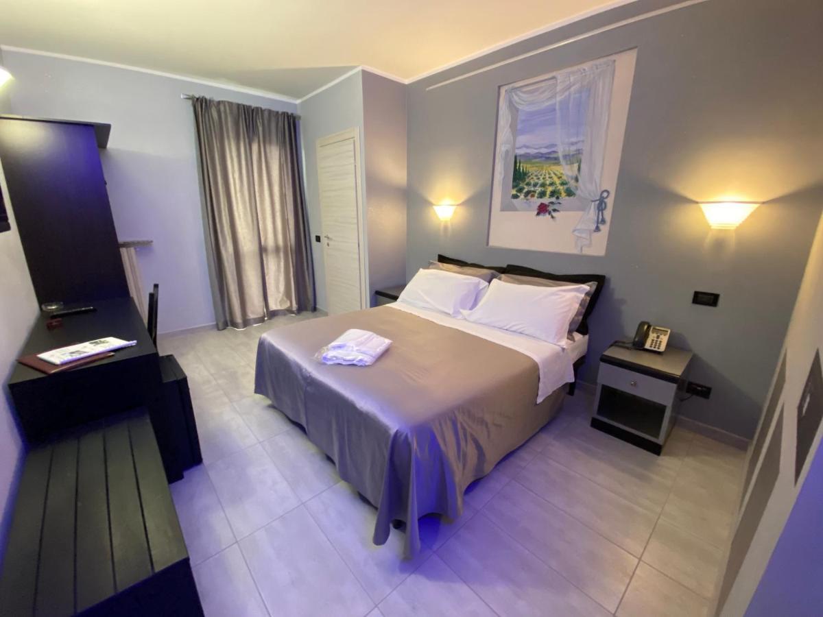J Hotel ออร์บาสซาโน ภายนอก รูปภาพ